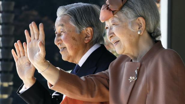 Kaiser Akihito (85) und Kaiserin Michiko (84)