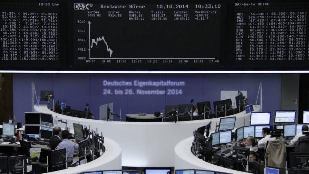 Kurse in Frankfurt auf Talfahrt: Der DAX stand zuletzt am 22. Oktober 2013 derart tief.