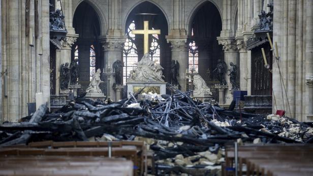 Notre-Dame: Macron ruft zu gemeinsamer Rettungsaktion auf