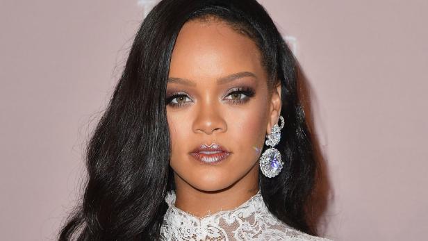 Rihanna will die Modewelt erobern