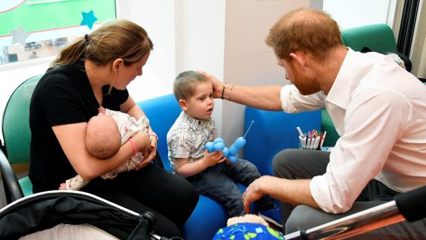 Prinz Harry besuchte am Dienstag ein Kinderkrankenhaus in Oxford.