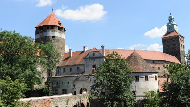 Gebuchte Traumhochzeit geplatzt: Burg wegen Umbau gesperrt
