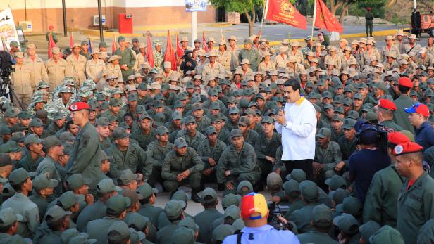 Maduro: Ein angeblicher Verhandler ist laut ihm „auf sehr wichtiger Mission im Ausland“.