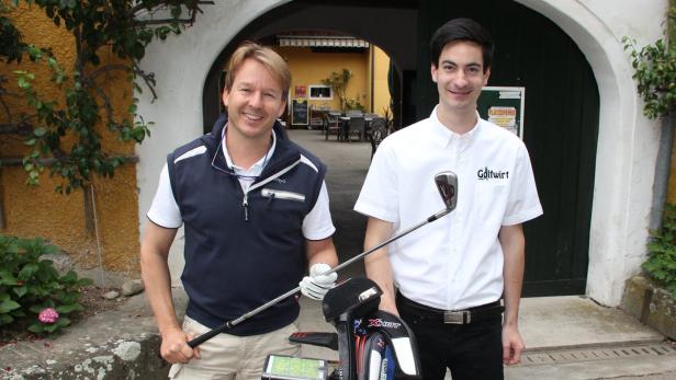 Serge Falck mit Golfwirt Daniel Raus-Augsten