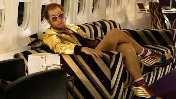 Taron Egerton als flamboyanter Popstar Elton John: „Rocketman“ in Cannes