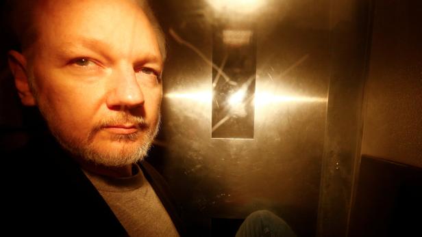 Schwedische Justiz beantragte Haftbefehl gegen Assange