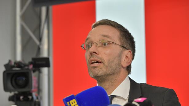 FPÖ dementiert: "Noch keine Entscheidung" zu Misstrauensvotum