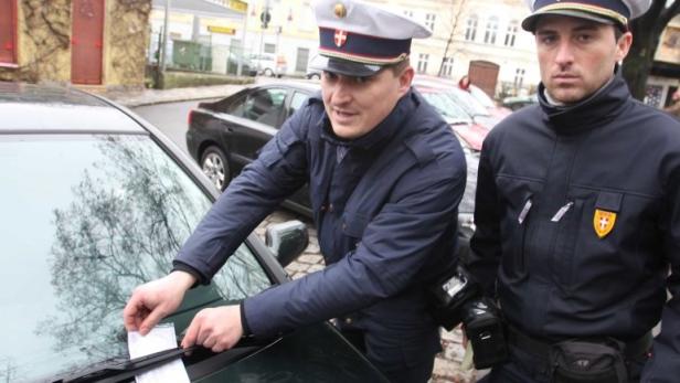 Im Büro der grünen Verkehrsstadträtin Maria Vassilakou heißt es zum schwarzen Vorstoß von vornherein: „Laut Experten ist das rechtlich nicht möglich“