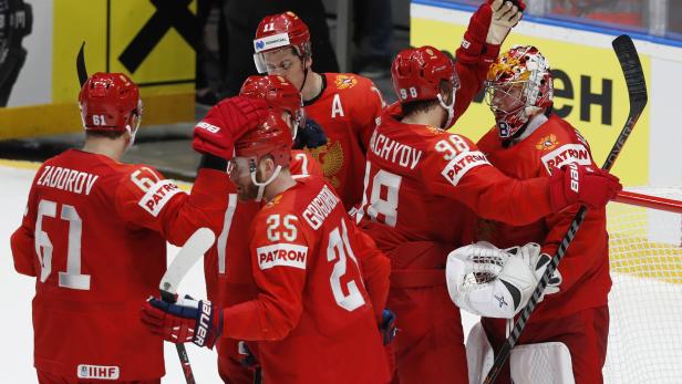 Ice Hockey World Championships - Group B - Russia v USA