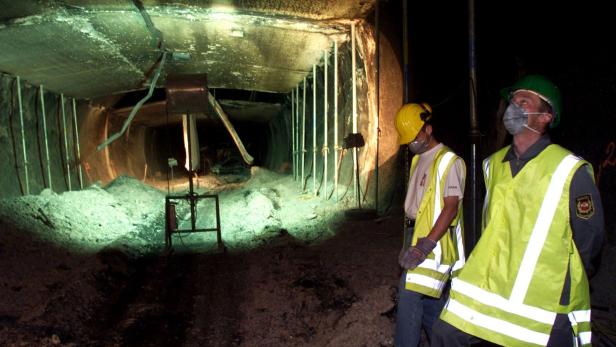 Inferno im Tunnel: "Wer im Auto bleibt, der stirbt"