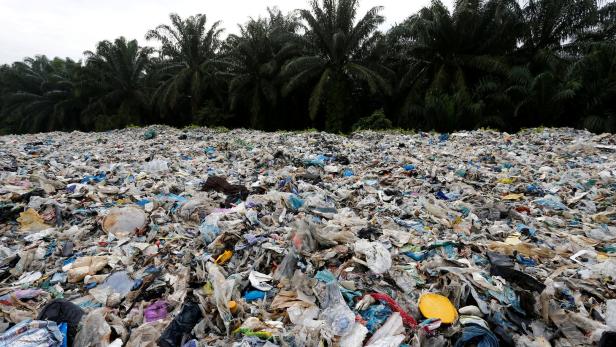 "Nicht euer Mistkübel!": Malaysia schickt Plastikmüll nach Europa zurück