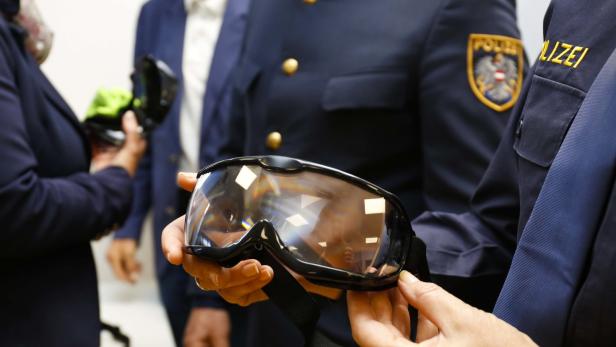 Was die steirische Polizei mit 26 „Rauschbrillen“ vor hat