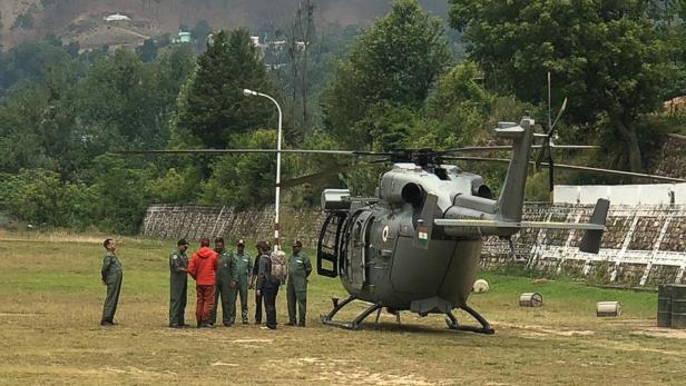 Indisches Militärflugzeug mit 13 Passagieren vermisst