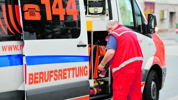 Kind in Wien-Donaustadt von Auto erfasst: Schwer verletzt