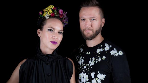 Electro-Pop-Duo Konea Ra singt über Schutzengel und Schlampen