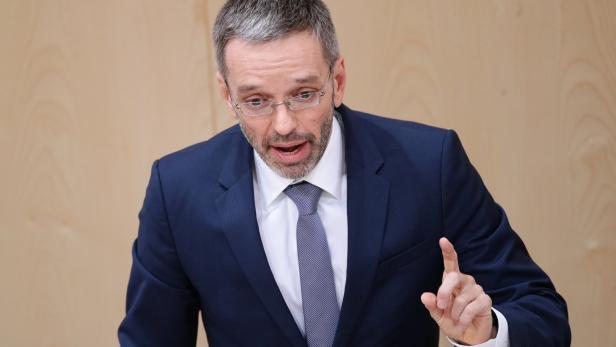 Kickl: "Neue Anklagen gegen ÖVP-Beamte im Innenministerium"