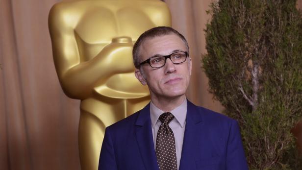 epa03568760 Austrian-German actor Christoph Waltz arrives for the 85th Academy Awards nominee luncheon at the Beverly Hilton Hotel in Beverly Hills, California, USA, 04 February 2013. Waltz is nominated for Best Supporting Actor for &#039;Django Unchained&#039;. EPA/MICHAEL NELSON