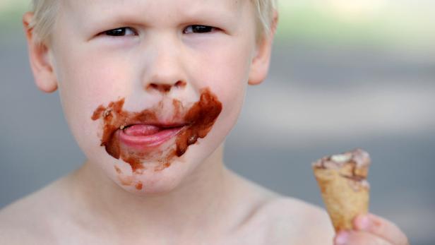 EU-Parlament will weniger Schadstoffe in Kinder-Snacks