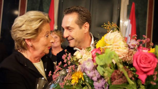 Strache gratuliert Ursula Stenzel im September 2015 zu ihrem 70. Geburtstag.