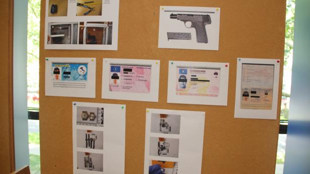 Täter waren mit gefälschten Ausweisen unterwegs, bei Hausdurchsuchung in Bosnien wurde auch Pistole gefunden