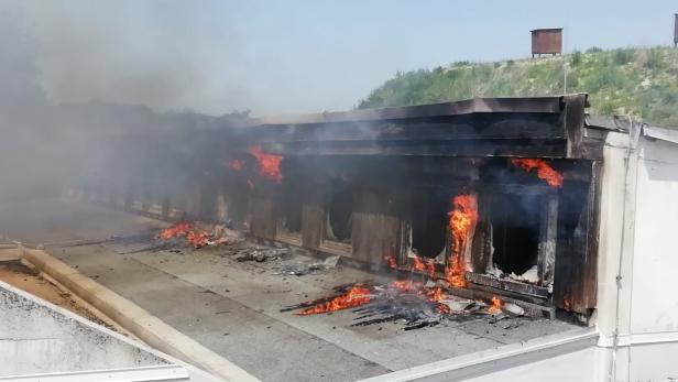 Heikler Einsatz in Baden: Schießstände brannten ab