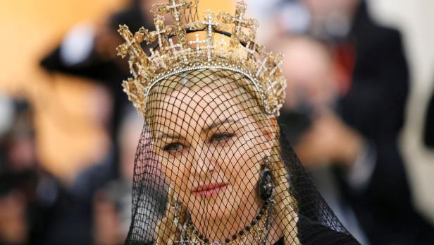 Madonna möchte den Papst treffen