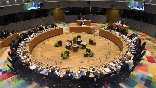 EU-Gipfel ohne Einigung über Spitzen-Jobs beendet