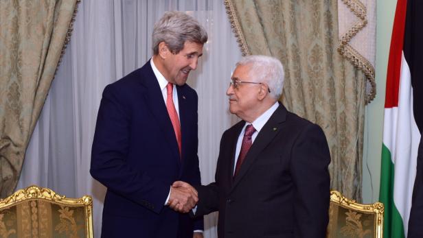 Palästinenserpräsident Mahmoud Abbas und US-Außenminister John Kerry