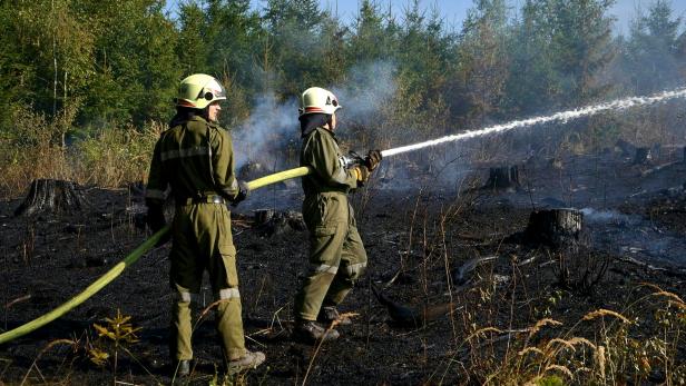 Riesiger Feuerwehr-Einsatz bei Bränden in NÖ