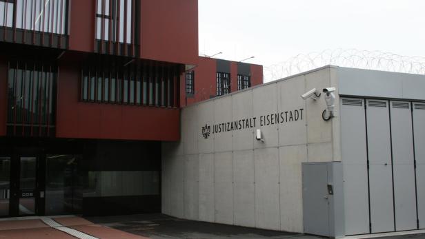 Burgenland: Häftling nach Spitalsbesuch entflohen
