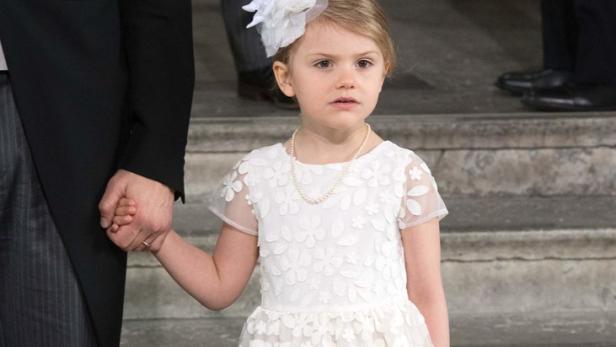 Die siebenjährige Prinzessin besuchte mit ihren Eltern das Konzert.