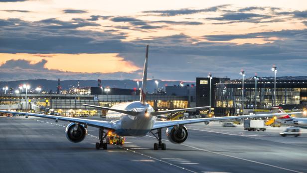 Wien-Schwechat: Streit um „Abkürzer“ für Flugzeuge über Ortschaften