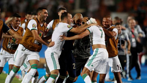 Algerien und Senegal stehen im Finale des Afrika-Cups