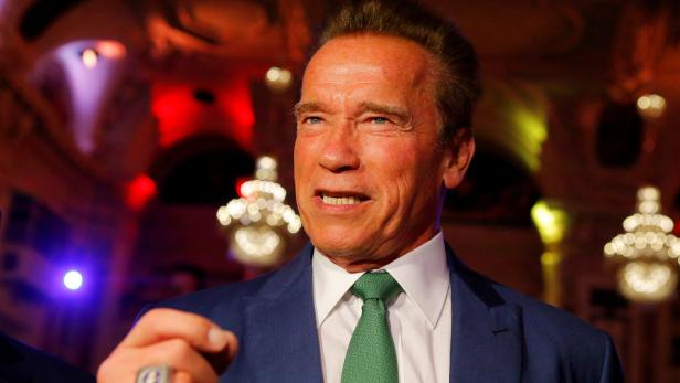 Arnold Schwarzenegger empfängt heute die Bayern.