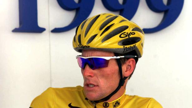 Er kam zurück, sah seine Chance und siegte bei der Tour sieben Mal: Dann stürzte Armstrong ins Debakel.