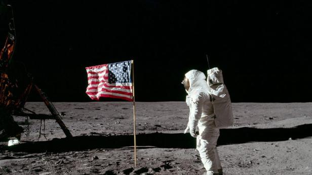 50 Jahre Mondlandung, oder? Die Verschwörungstheorien im Faktencheck