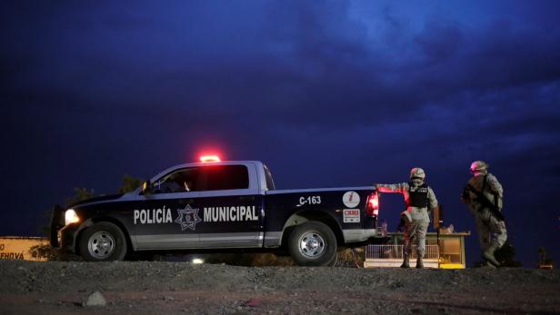 Gefoltert und vergraben: Zehn Leichen in Mexiko gefunden