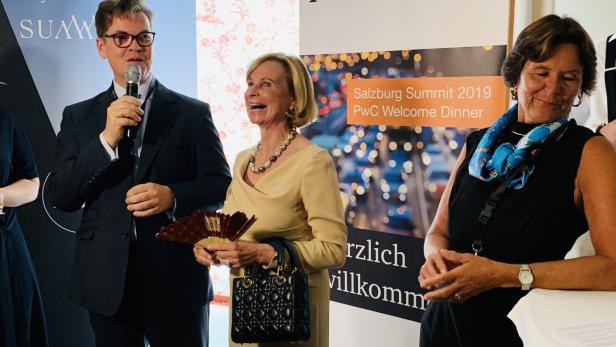 Eröffnen den Salzburg Summit: Christoph Neumayr, Gabi Spiegelfeld und Christine Catasta (v.li.)