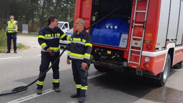 Die Feuerwehr musste die Unglücksstelle reinigen