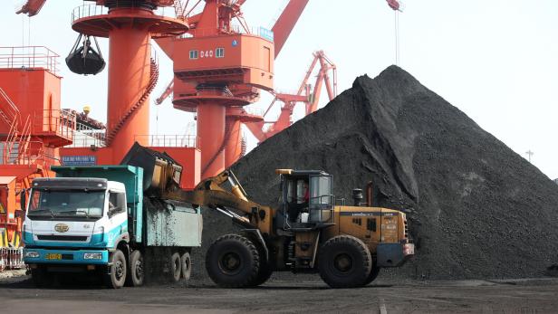 Kohleberge in China: Sie werden noch lange wichtige Energiequelle sein