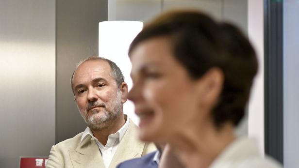 SPÖ-Bundesgeschäftsführer Drozda mit seiner Parteichefin Pamela Rendi-Wagner.