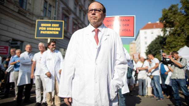 Ärztekammer-Präsident Thomas Szekeres ist verärgert