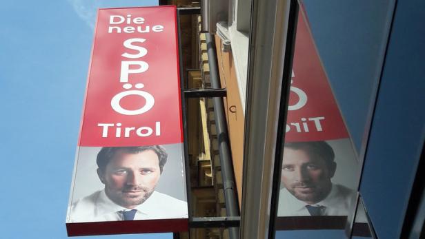 Das Konterfei Dornauers auf dem SPÖ-Schild der Parteizentrale geht vielen zu weit