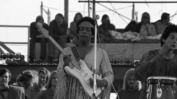 Mythos Woodstock: 32 Auftritte, Stromschläge und Todesfälle