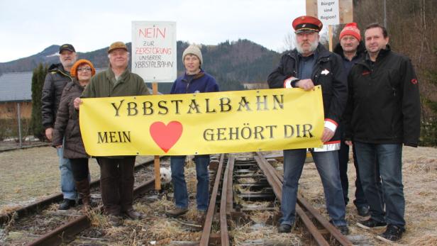 Protest gegen Gleisabbau