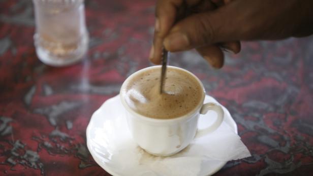 Oberösterreich: Koreaner verlor Fingerkuppe in Kaffeeautomat