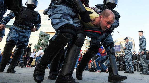 Moskau-Proteste: Muss Putin um seine Macht zittern?