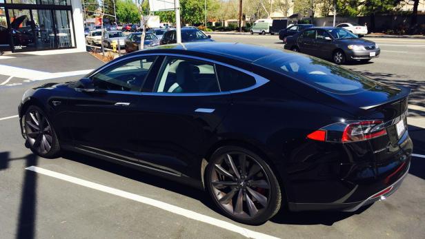 Tesla hat so viele Autos ausgeliefert wie nie zuvor.