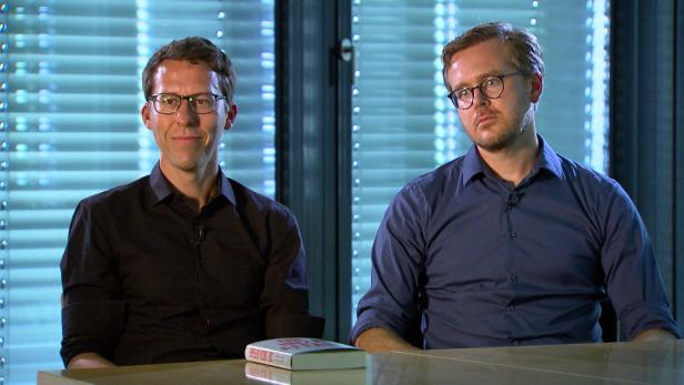 Bastian Obermayer und Frederik Obermeier in einem Ausschnitt aus einer ORF-Doku
