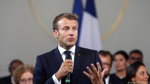 Frankreichs Präsident Macron leitet das Treffen